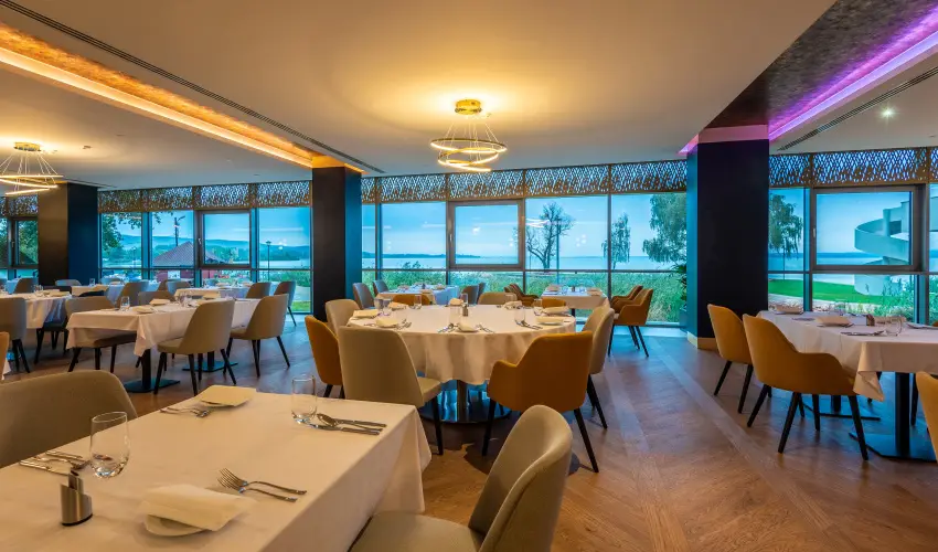 Hotel Helikon Keszthely - Oktber 23. - teljes elrefizetssel