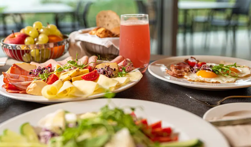 Hotel Helikon Keszthely - Oktber 23. - teljes elrefizetssel