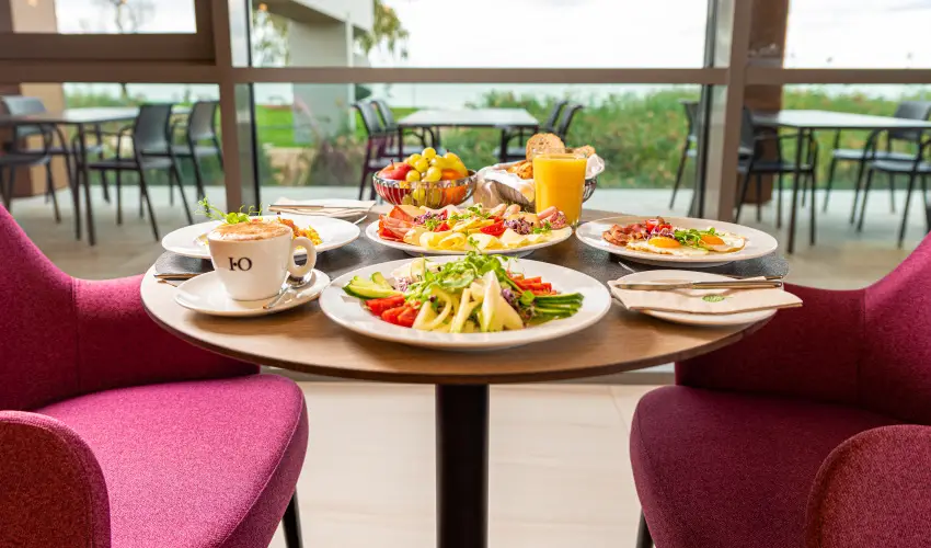 Hotel Helikon Keszthely - Oktber 23. - teljes elrefizetssel