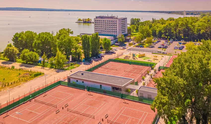 Hotel Helikon Keszthely - Oktber 23. - teljes elrefizetssel