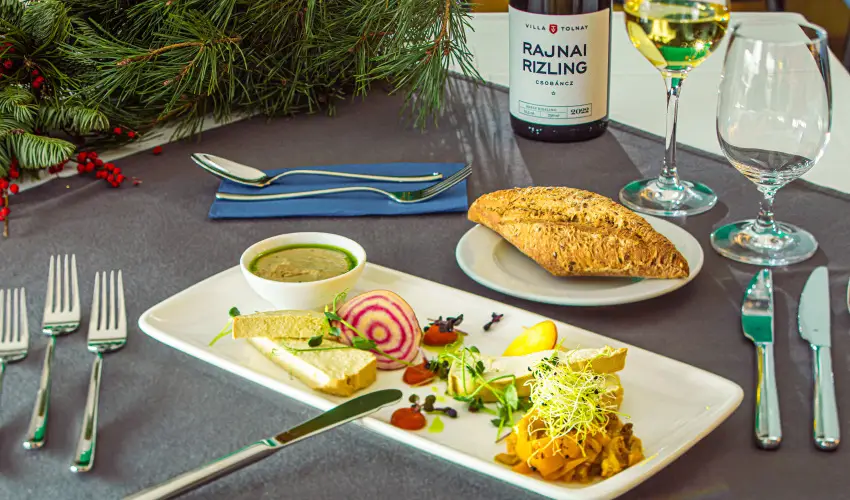 Hotel Helikon Keszthely - Oktber 23. - teljes elrefizetssel