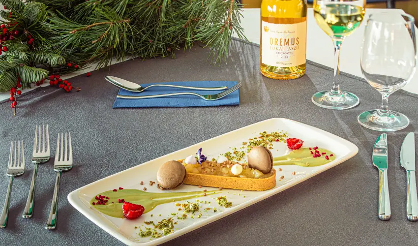 Hotel Helikon Keszthely - Oktber 23. - teljes elrefizetssel