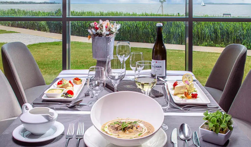 Hotel Helikon Keszthely - Oktber 23. - teljes elrefizetssel