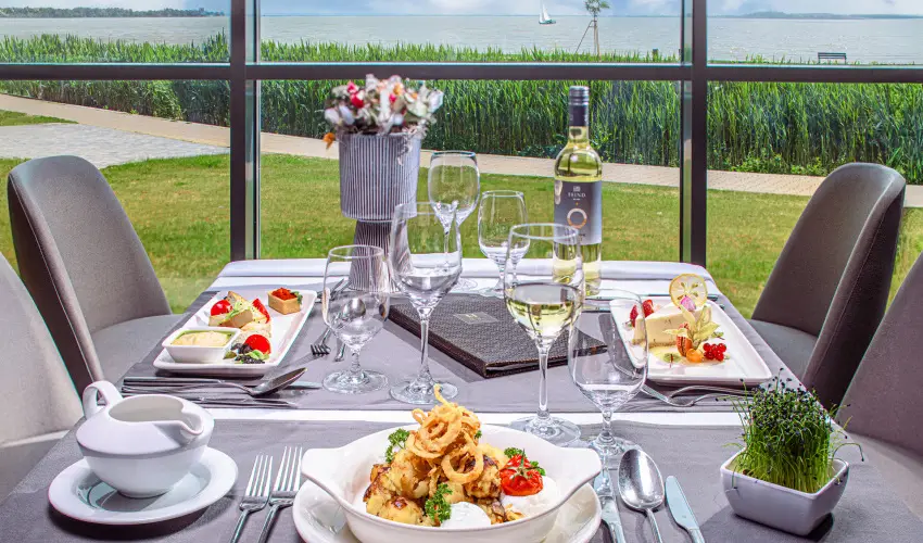 Hotel Helikon Keszthely - Oktber 23. - teljes elrefizetssel