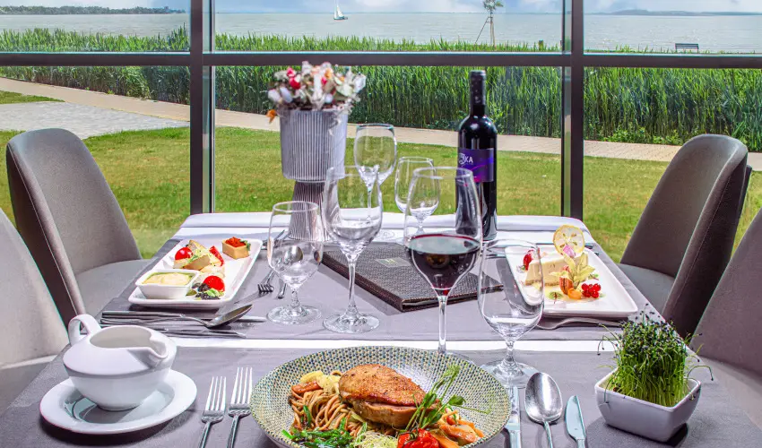 Hotel Helikon Keszthely - Oktber 23. - teljes elrefizetssel