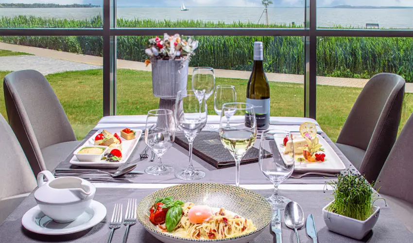 Hotel Helikon Keszthely - Oktber 23. - teljes elrefizetssel