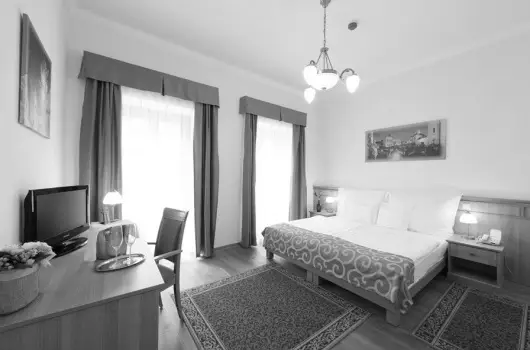 Hotel Historia & Historante - Oktber 23. 