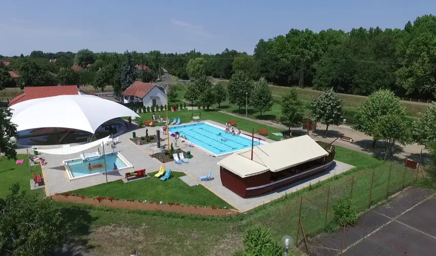 H�forr�s Hotel �s �d�l�park Gyula - Okt�ber 23. (min. 2 �j)