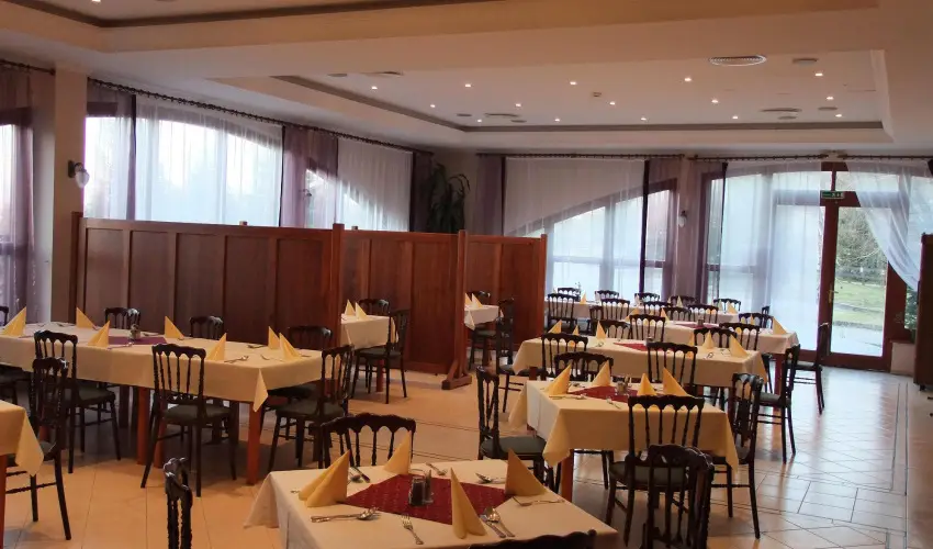 Hotel Hunor Storaljajhely - Oktber 23.