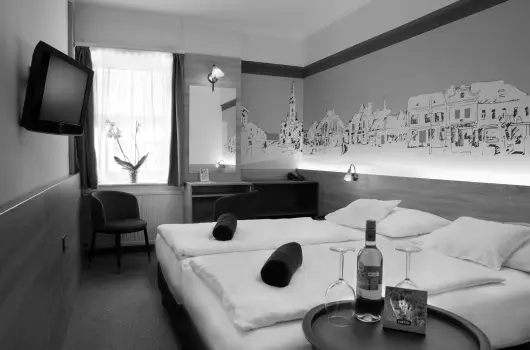 Hotel �rottk� - Okt�ber 23. (min. 2 �j)