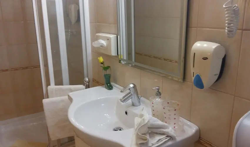 Hotel Isabell Győr - Október 23.