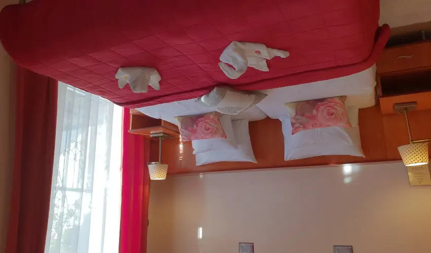 Hotel Isabell Győr - Október 23.