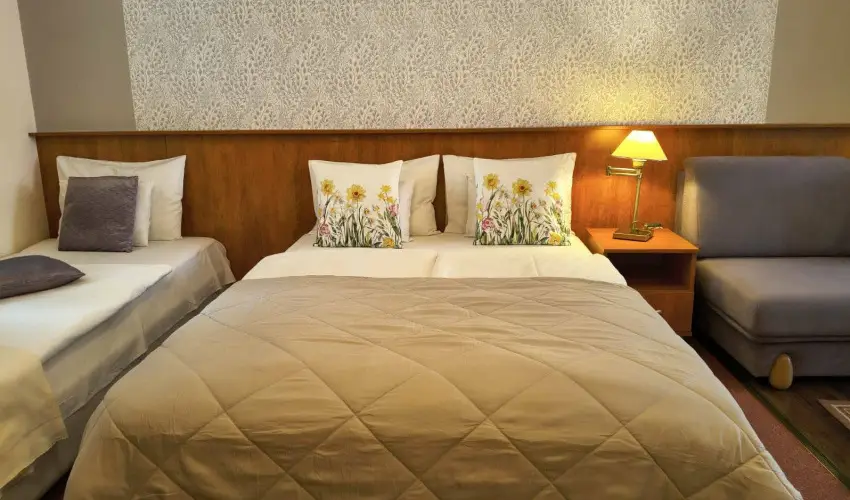 Hotel Isabell Gy�r - Okt�ber 23.