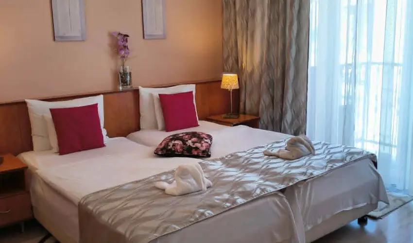 Hotel Isabell Gy�r - Okt�ber 23.