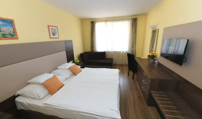 Hotel Jade Veszprm - Oktber 23.