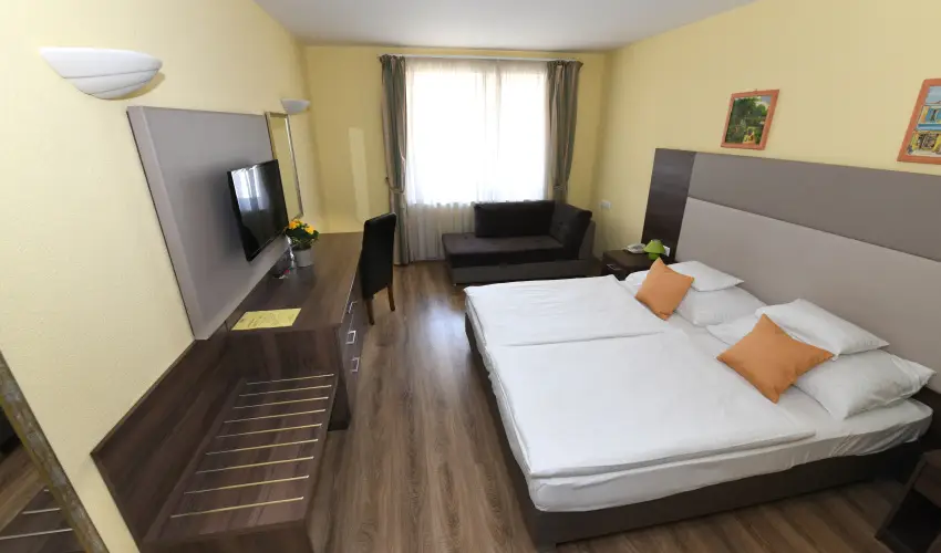 Hotel Jade Veszprm - Oktber 23.