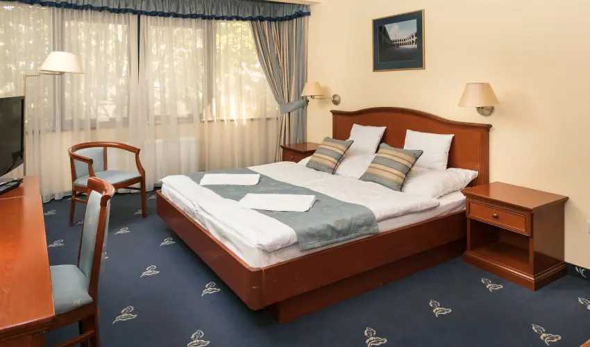 Hotel Klvria Gyr - Oktber 23. 