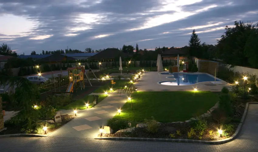 Hotel Kiss Tata - Oktber 23.