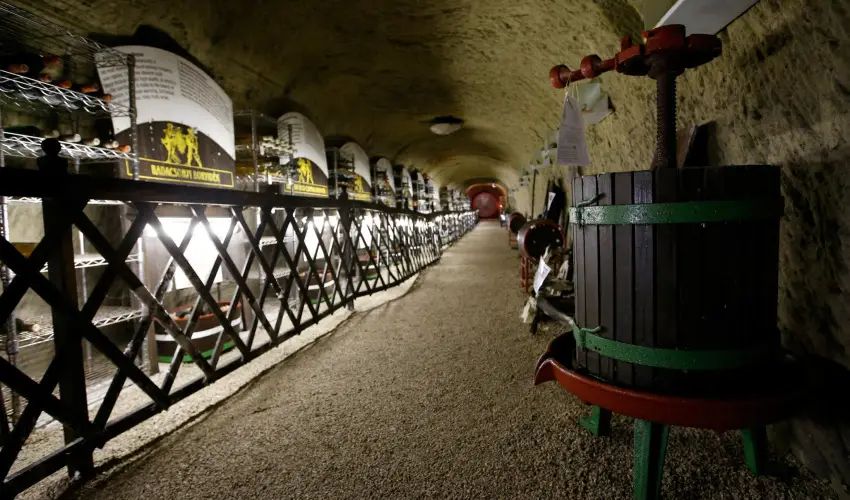 Hotel Korona Wellness, Rendezvny & Borhotel Eger Eger - Oktber 23. (min. 3 j)