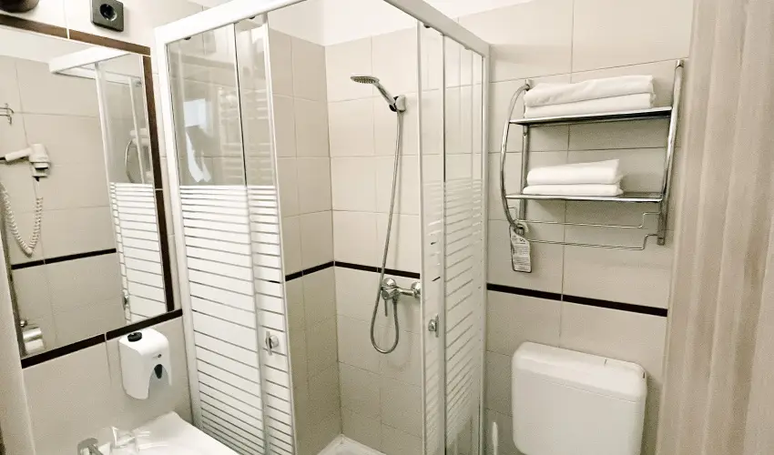 Hotel Korona Wellness, Rendezvny & Borhotel Eger Eger - Oktber 23. (min. 3 j)