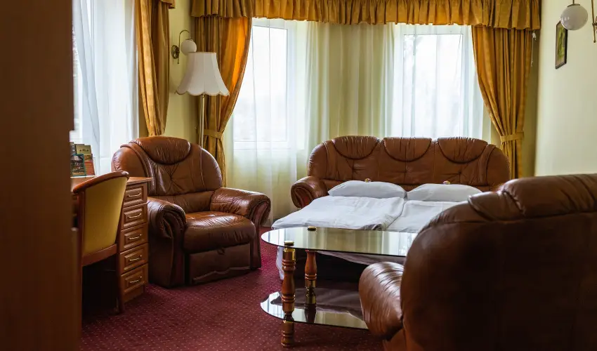 Hotel Korona Wellness, Rendezvny & Borhotel Eger Eger - Oktber 23. (min. 3 j)