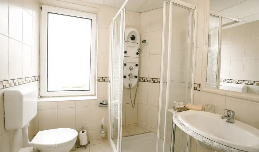 Hotel Korona Wellness, Rendezvny & Borhotel Eger Eger - Oktber 23. (min. 3 j)