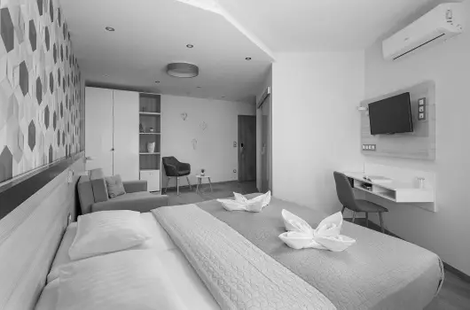 Kristly Hotel - Oktber 23.