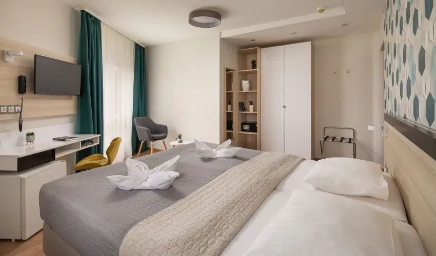 Kristly Hotel Keszthely - Oktber 23.