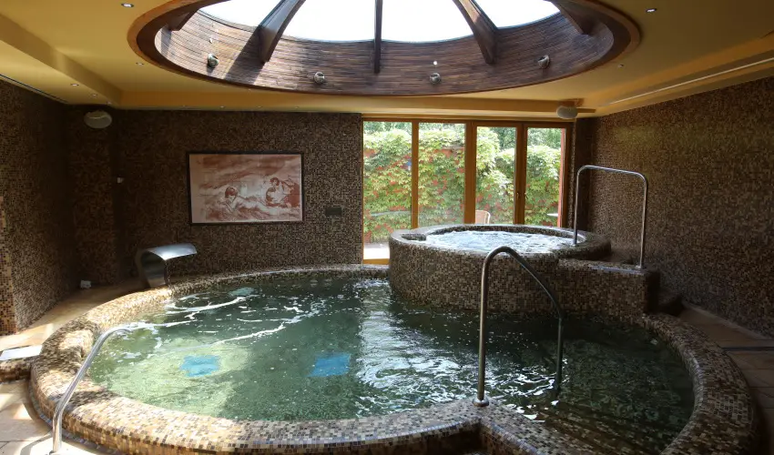 Hotel Laroba Alsrs - Oktber 23. (min. 2 j)