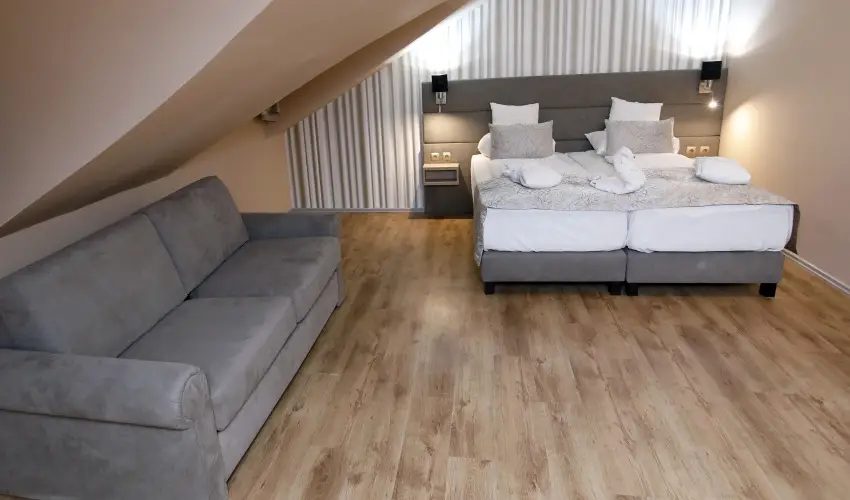 Hotel Laroba Alsrs - Oktber 23. (min. 2 j)