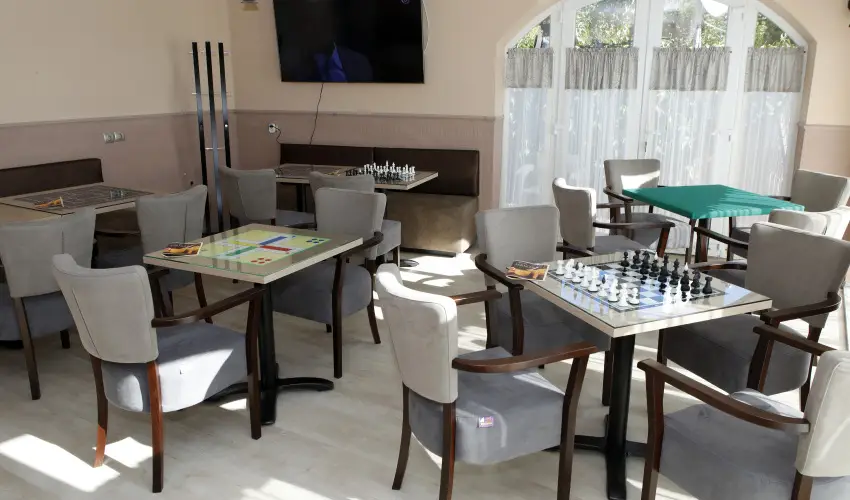 Hotel Laroba Alsrs - Oktber 23. (min. 2 j)