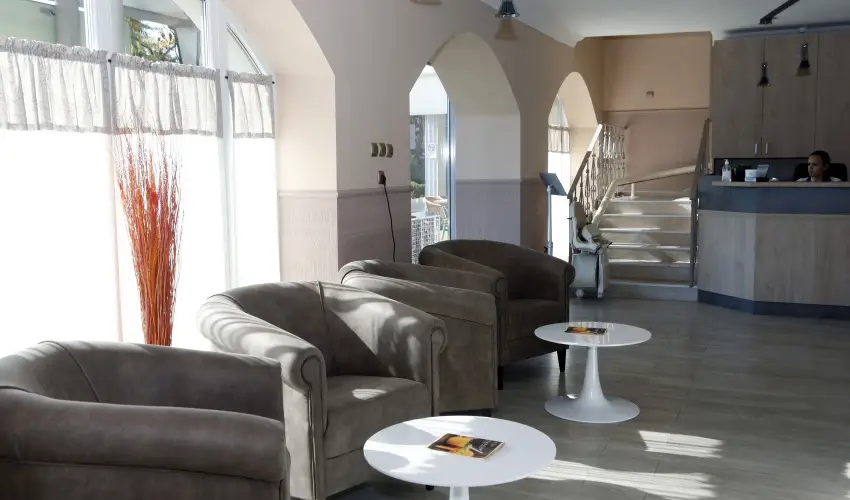 Hotel Laroba Alsrs - Oktber 23. (min. 2 j)