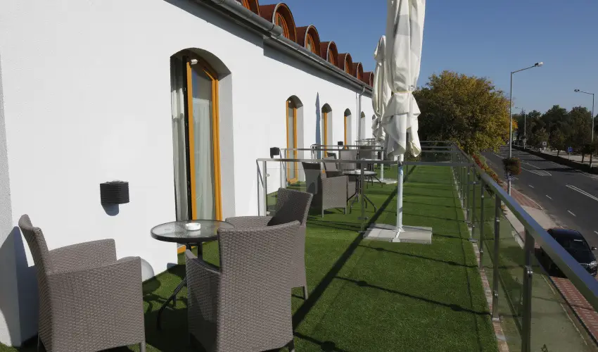 Hotel Laroba Alsrs - Oktber 23. (min. 2 j)