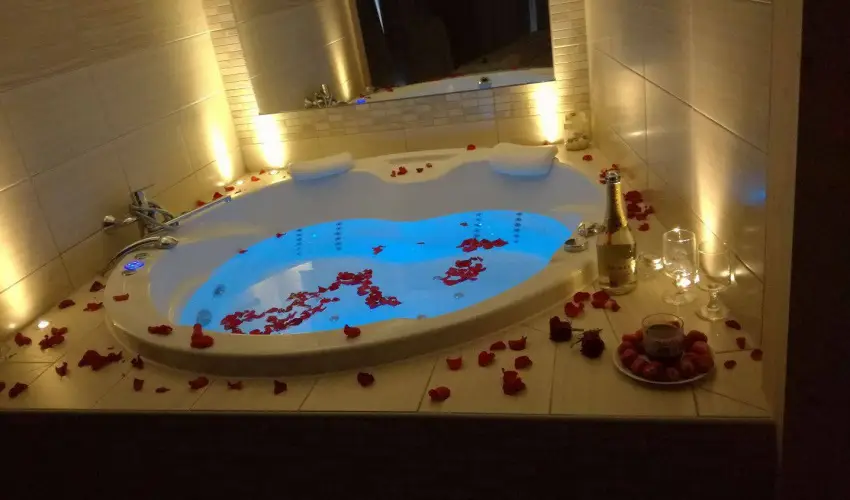 Hotel Laroba Alsrs - Oktber 23. (min. 2 j)