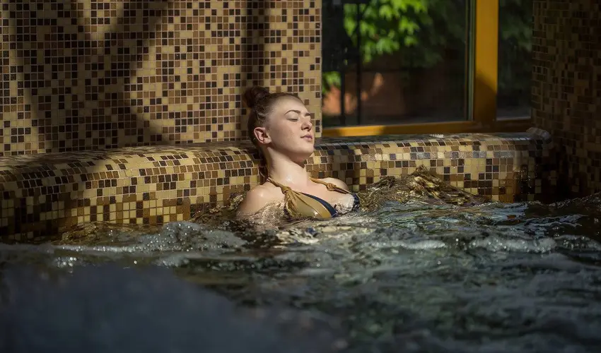 Hotel Laroba Alsrs - Oktber 23. (min. 2 j)