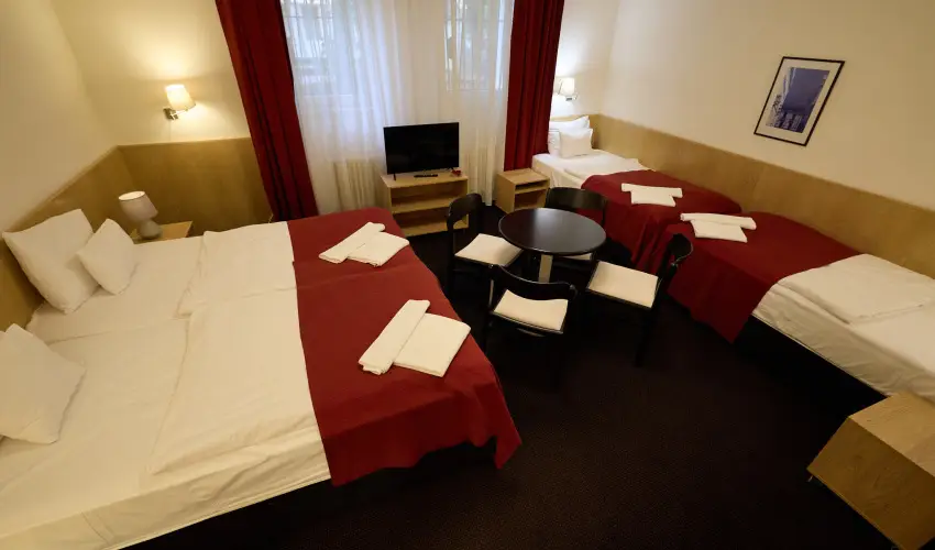 Laterum Hotel P�cs - Okt�ber 23. 