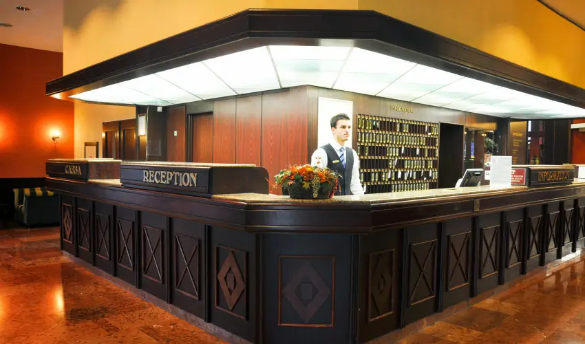 Hotel Lvr Sopron - Oktber 23.  (min. 2 j)