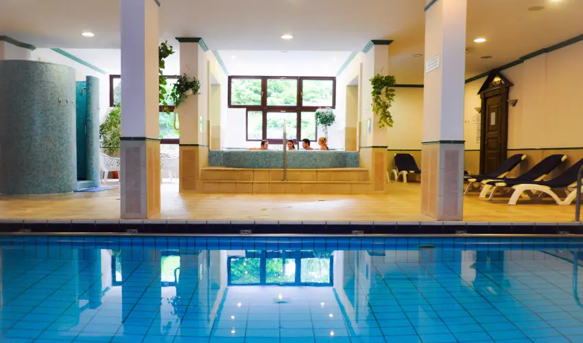 Hotel Lvr Sopron - Oktber 23.  (min. 2 j)