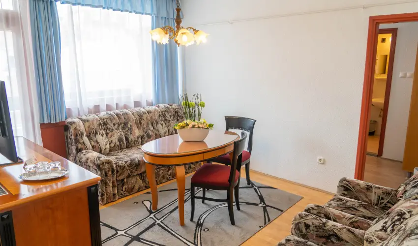 Majerik Hotel Hvz - Oktber 23.