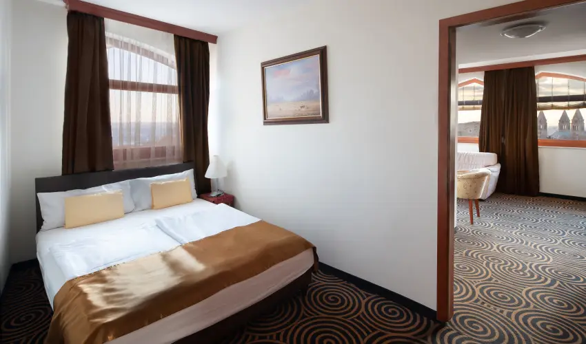 Sndor Hotel Pcs - Oktber 23. 