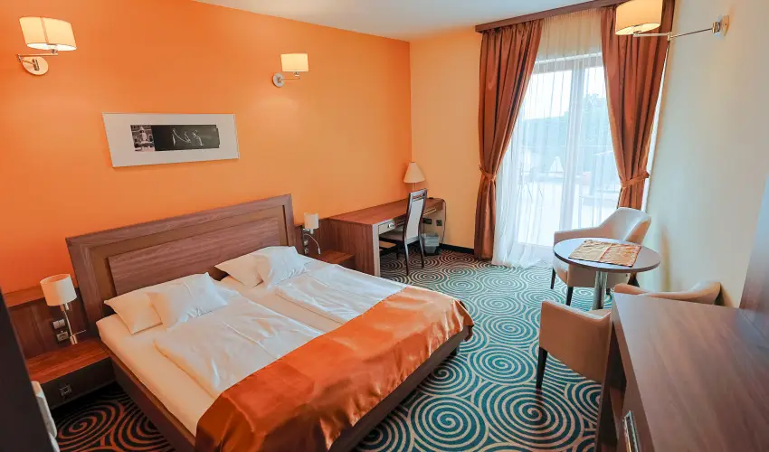 S�ndor Hotel P�cs - Okt�ber 23. 