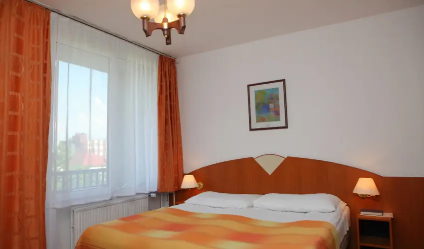 Hotel Napsugr Hvz Hvz - Oktber 23. 