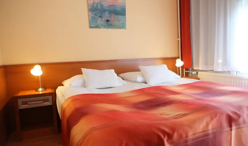 Hotel Napsugr Hvz Hvz - Oktber 23. 