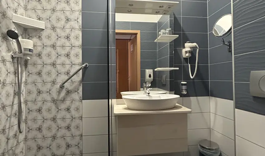 Hotel Ngy vszak Hajdszoboszl - Oktber 23. (min. 2 j)