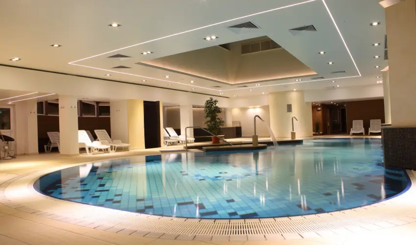 Palace Hotel  Hvz - Oktber 23. - teljes elrefizetssel