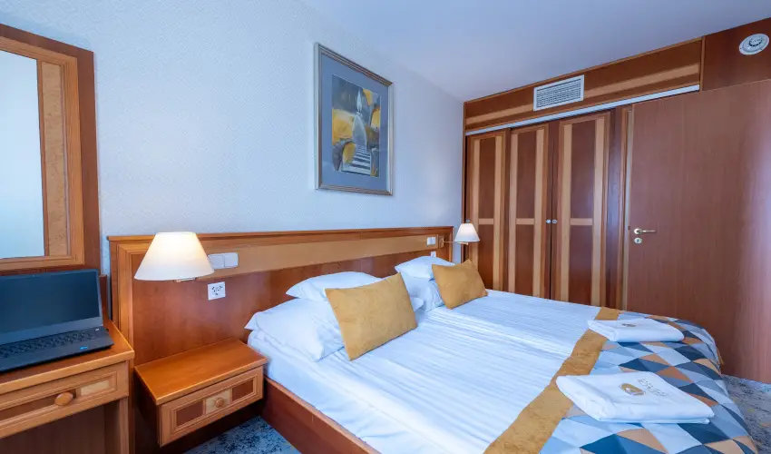 Palace Hotel  H�v�z - Okt�ber 23. 