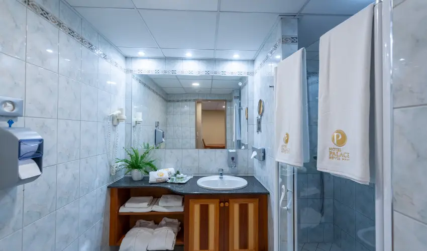 Palace Hotel  H�v�z - Okt�ber 23. 