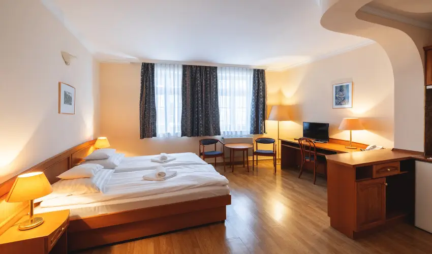 Hotel Pannonia Miskolc - Okt�ber 23.