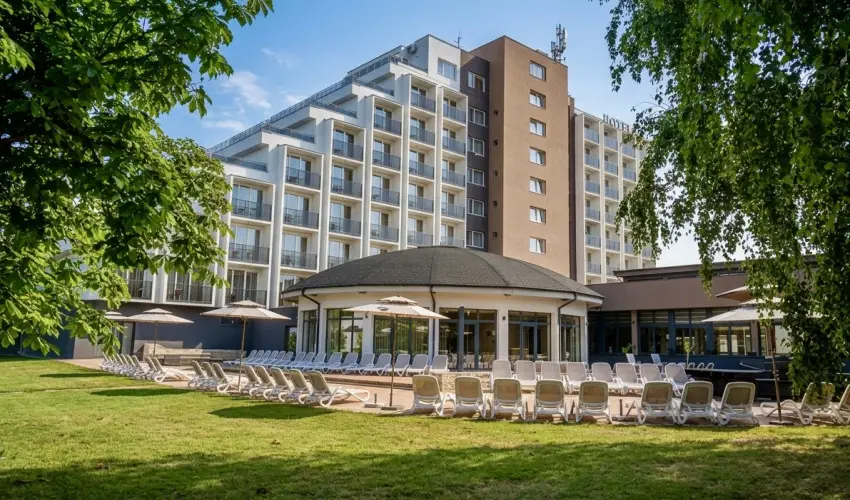 Pr�mium Hotel Panor�ma Si�fok - Wellness Forradalom (min. 2 �j)