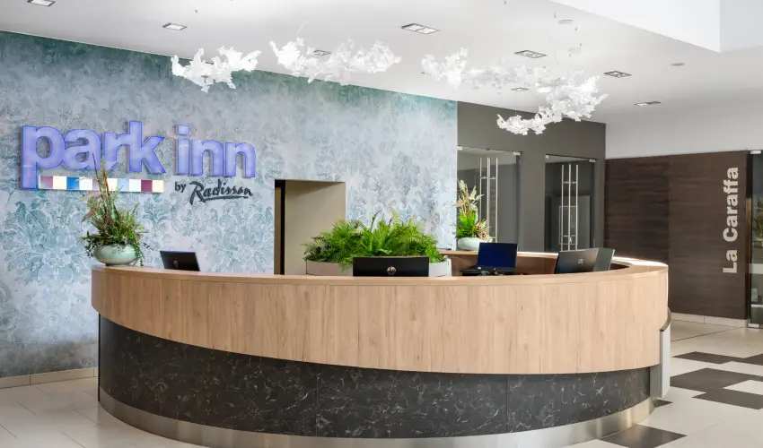 Park Inn by Radisson S�rv�r Resort & Spa S�rv�r - Okt�ber 23. (min. 3 �j)
